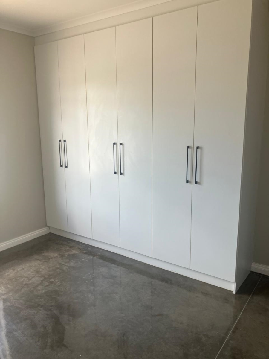 To Let 2 Bedroom Property for Rent in Windsor Park Eastern Cape